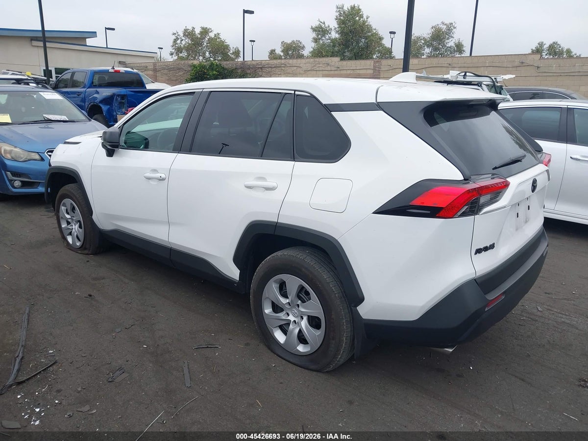 2024 TOYOTA RAV4 LE — снимка 3