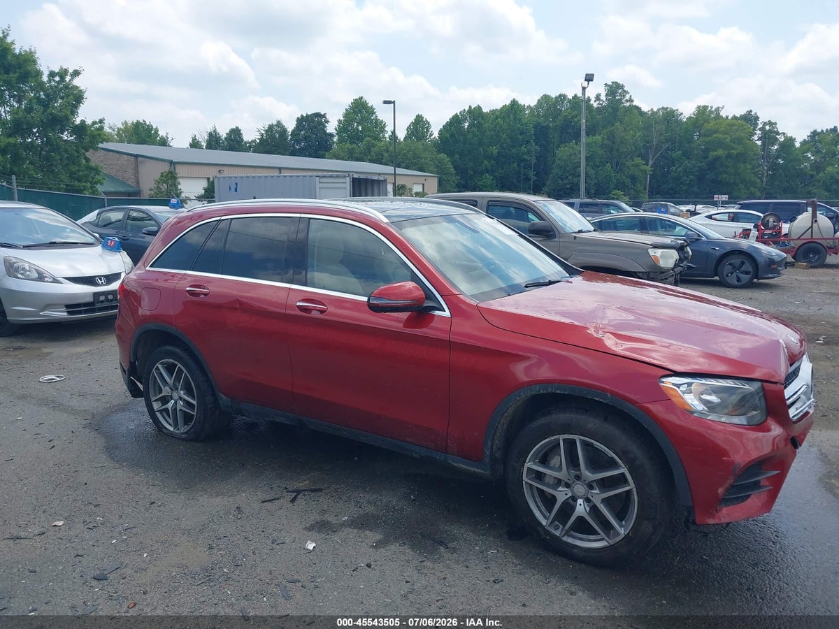 2016 MERCEDES-BENZ GLC 300 4MATIC