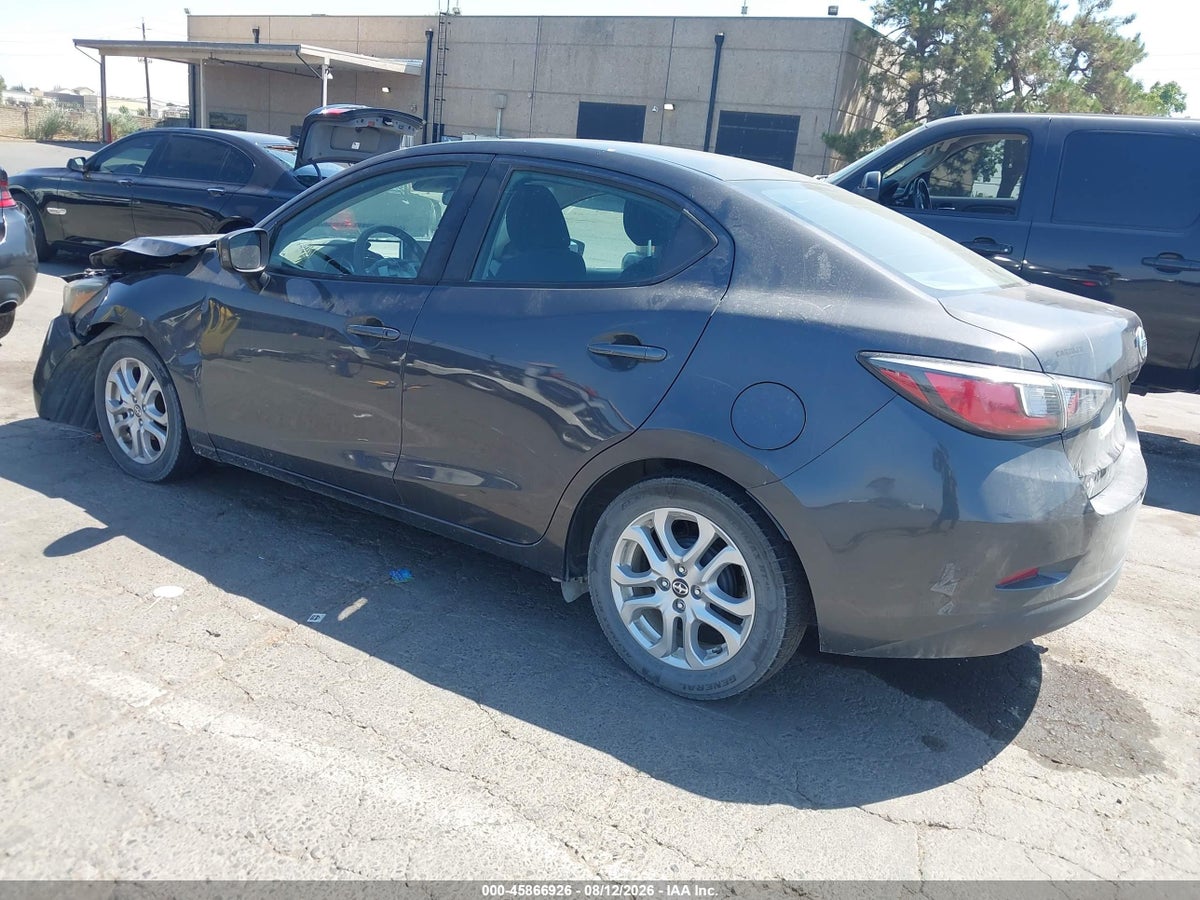 2016 SCION IA — снимка 3