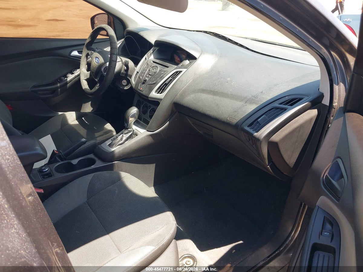 2012 FORD FOCUS SE — снимка 5