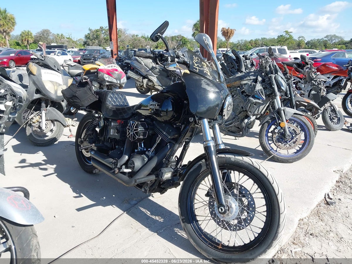 2015 HARLEY-DAVIDSON FXDB DYNA STREET BOB