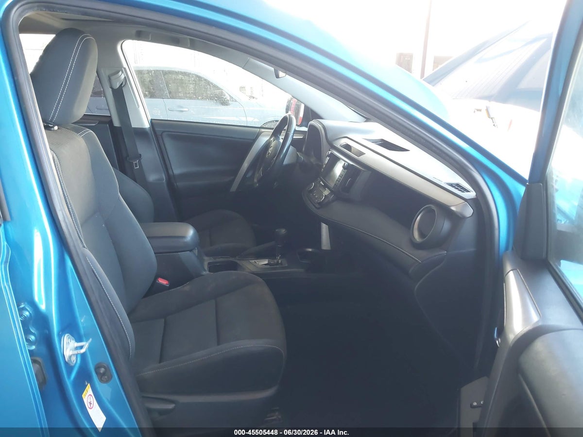 2017 TOYOTA RAV4 HYBRID XLE — снимка 5
