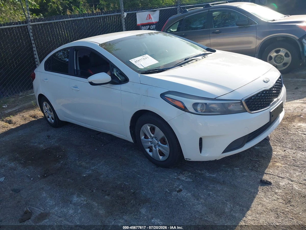 2017 KIA FORTE LX