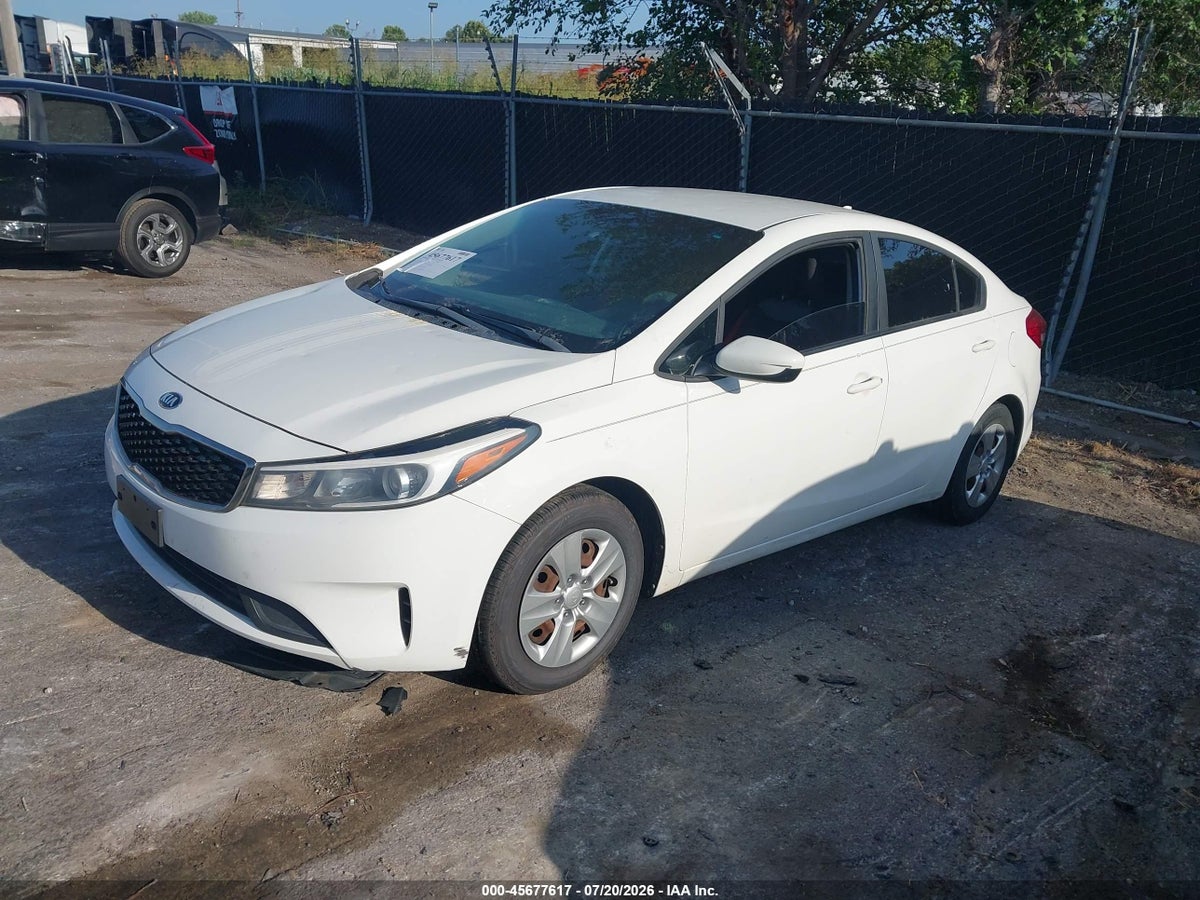 2017 KIA FORTE LX — снимка 2