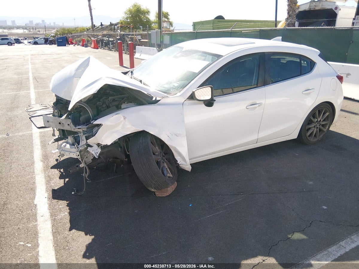 2018 MAZDA MAZDA3 GRAND TOURING — снимка 2