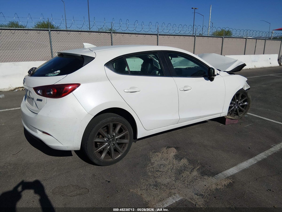 2018 MAZDA MAZDA3 GRAND TOURING — снимка 4