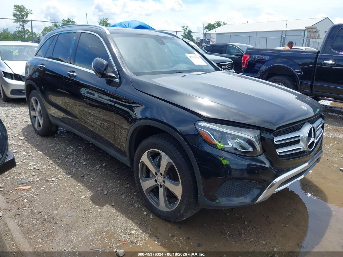 2017 MERCEDES-BENZ GLC