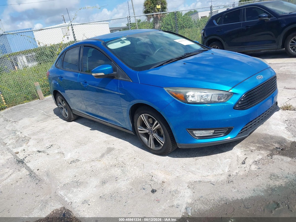 2016 FORD FOCUS SE