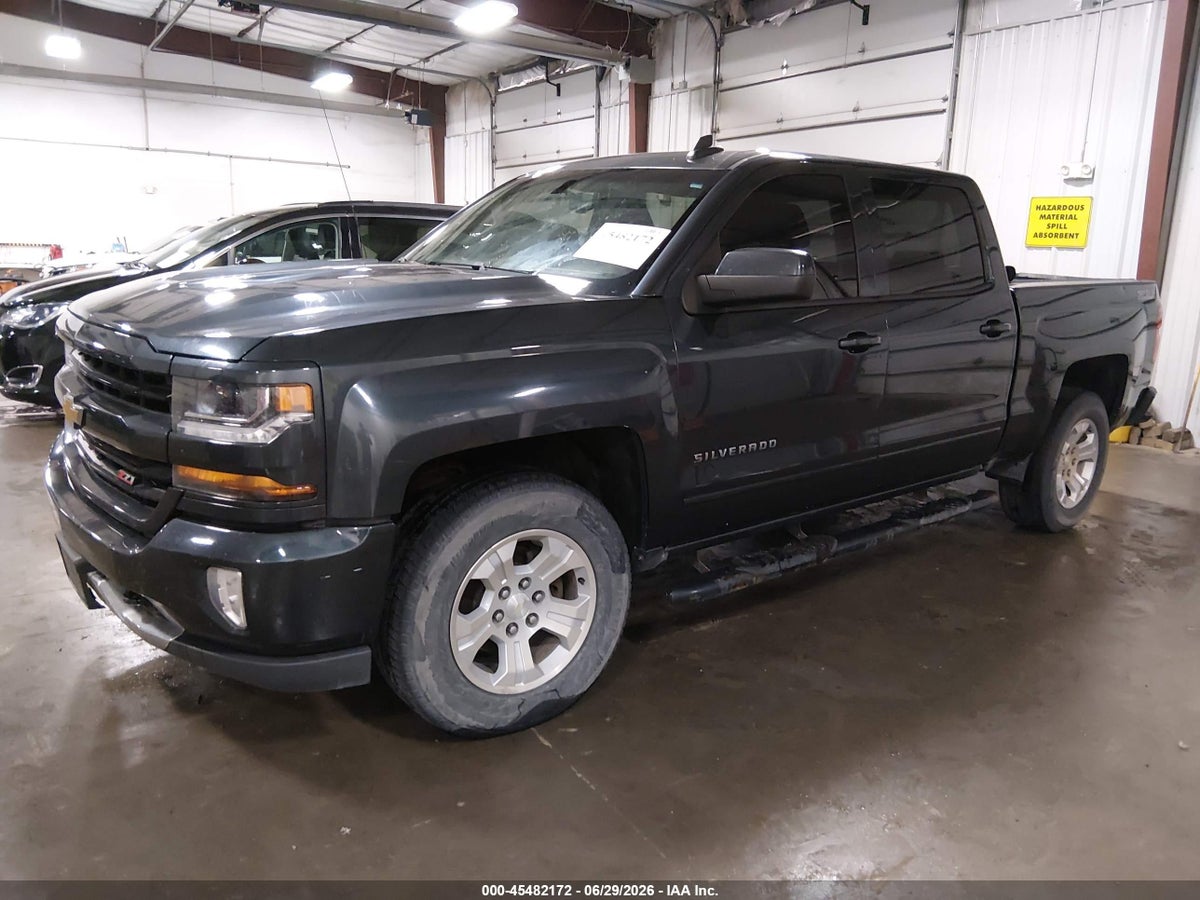 2017 CHEVROLET SILVERADO 1500 LT — снимка 2
