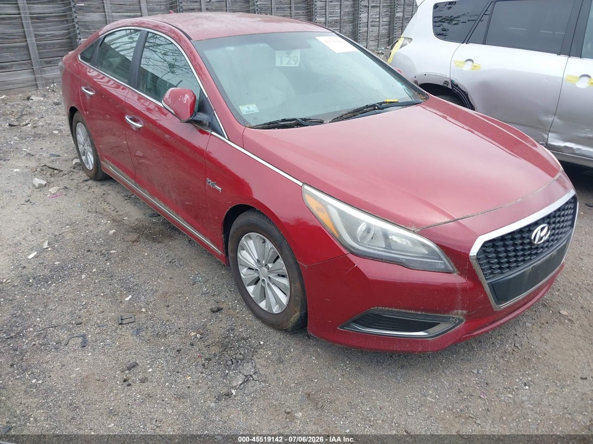 2016 HYUNDAI SONATA HYBRID SE