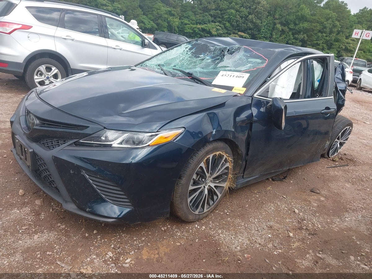 2019 TOYOTA CAMRY SE — снимка 2