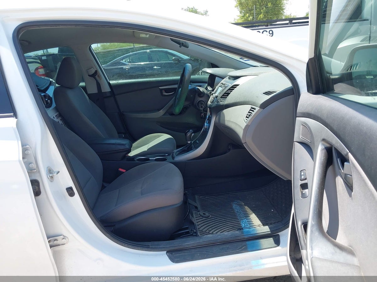 2016 HYUNDAI ELANTRA SE — снимка 5