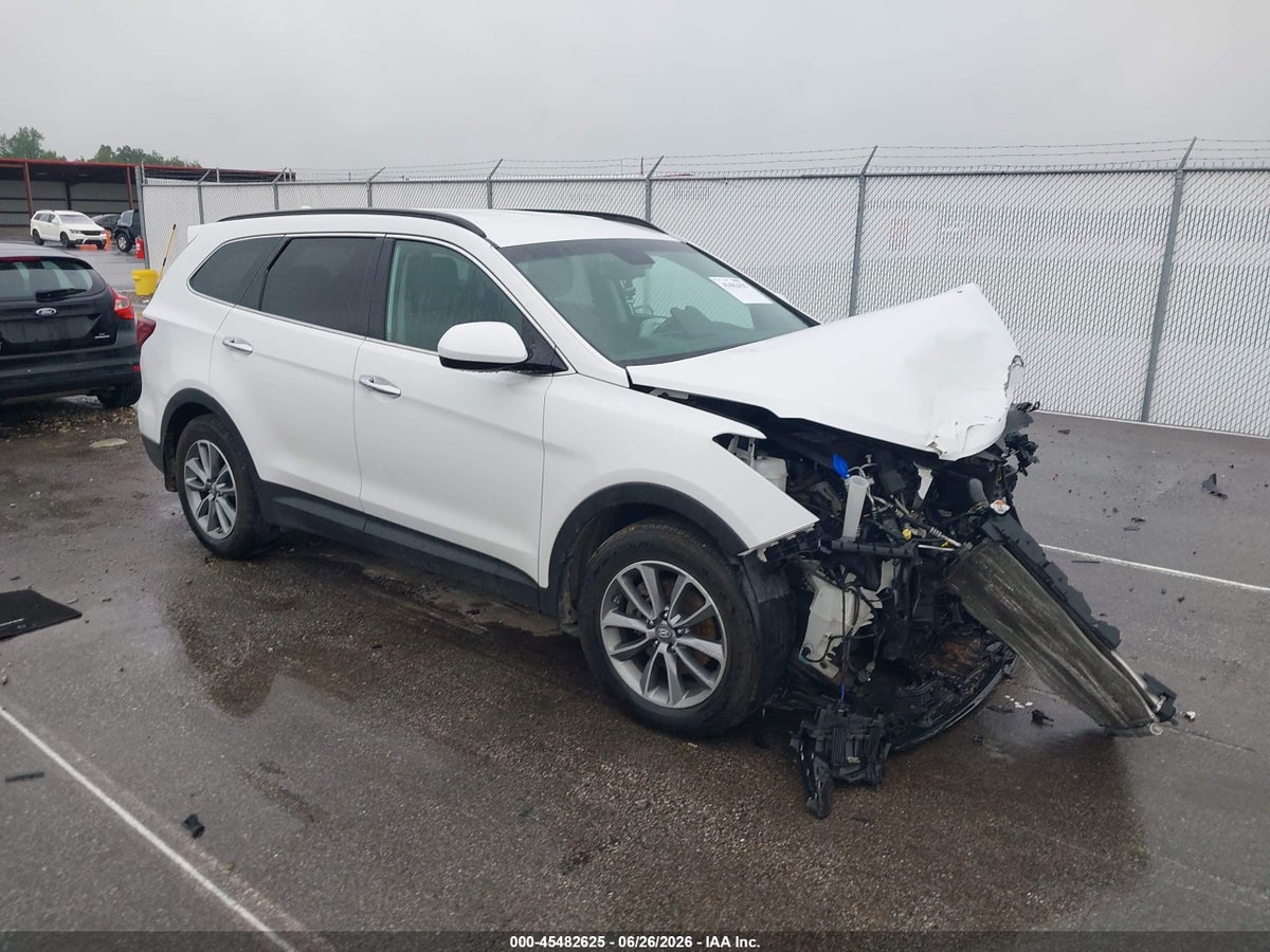 2018 HYUNDAI SANTA FE SE