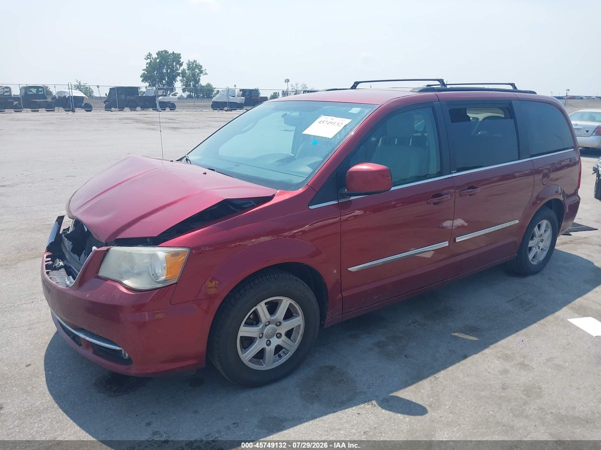 2012 CHRYSLER TOWN & COUNTRY TOURING — снимка 2