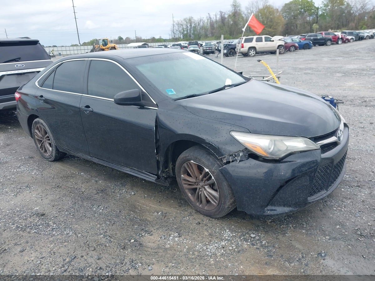 2017 TOYOTA CAMRY SE