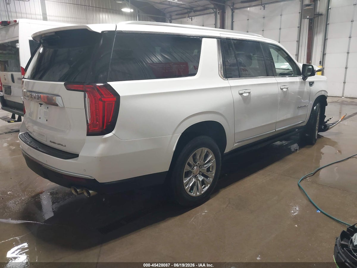 2024 GMC YUKON XL 4WD DENALI — снимка 4