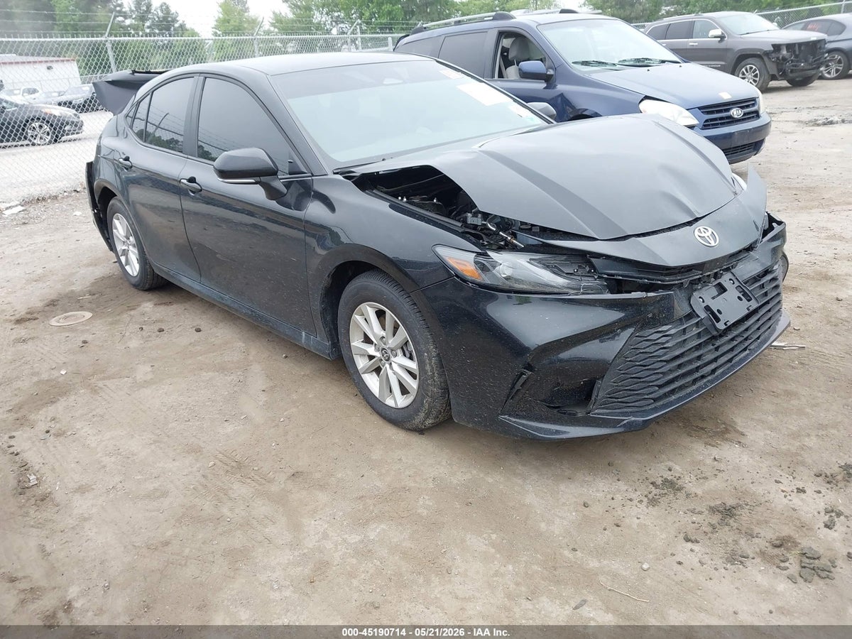 2025 TOYOTA CAMRY LE