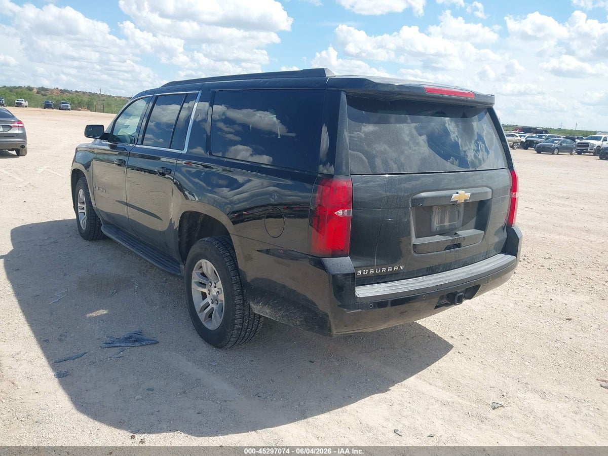 2017 CHEVROLET SUBURBAN LS — снимка 3