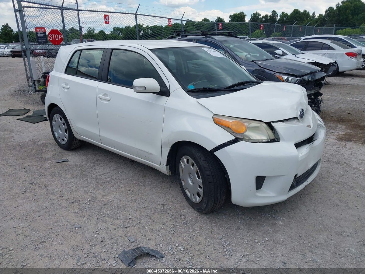 2013 SCION XD