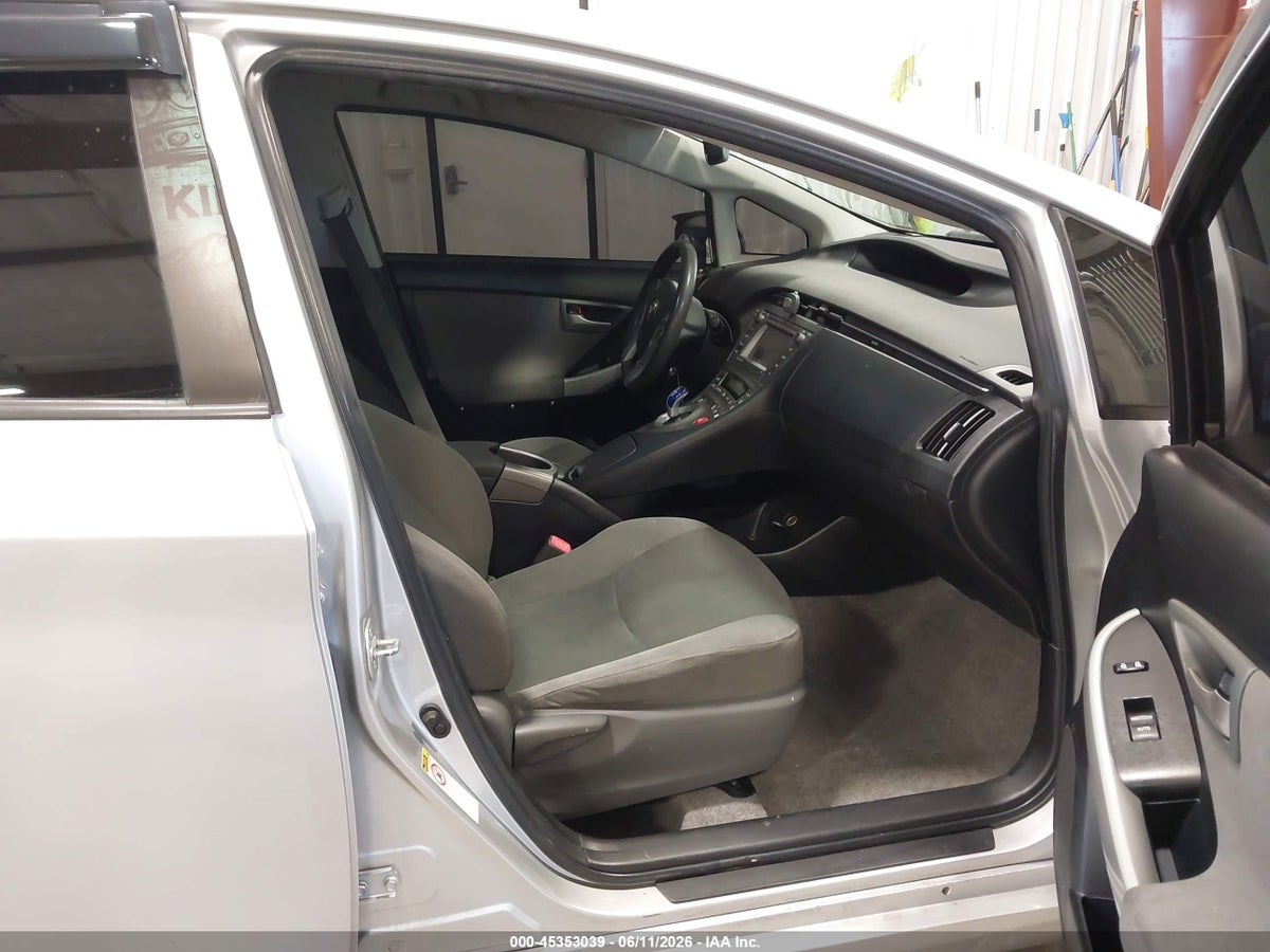 2013 TOYOTA PRIUS THREE — снимка 5