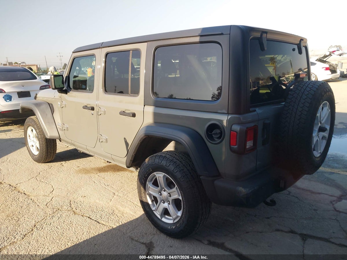 2020 JEEP WRANGLER UNLIMITED SPORT S 4X4 — снимка 3