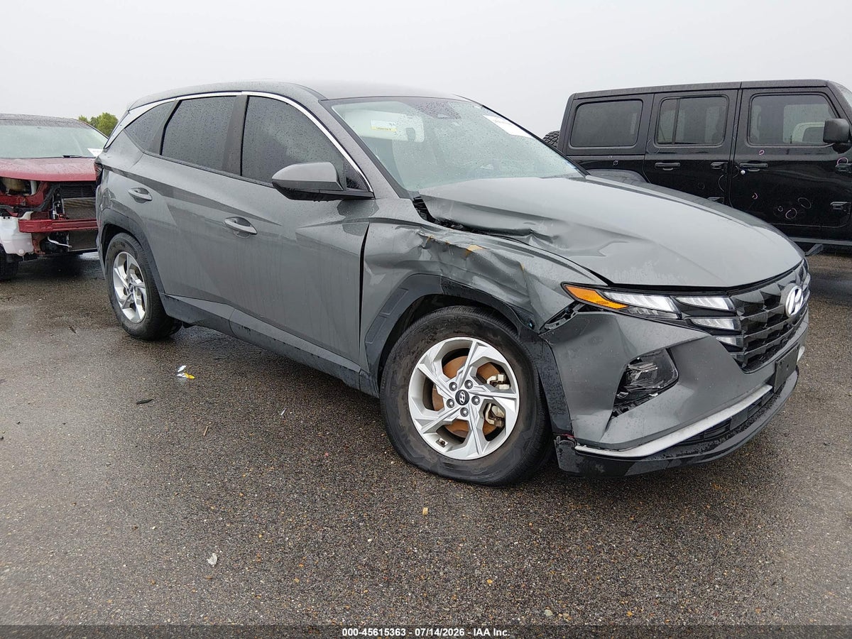 2024 HYUNDAI TUCSON SE