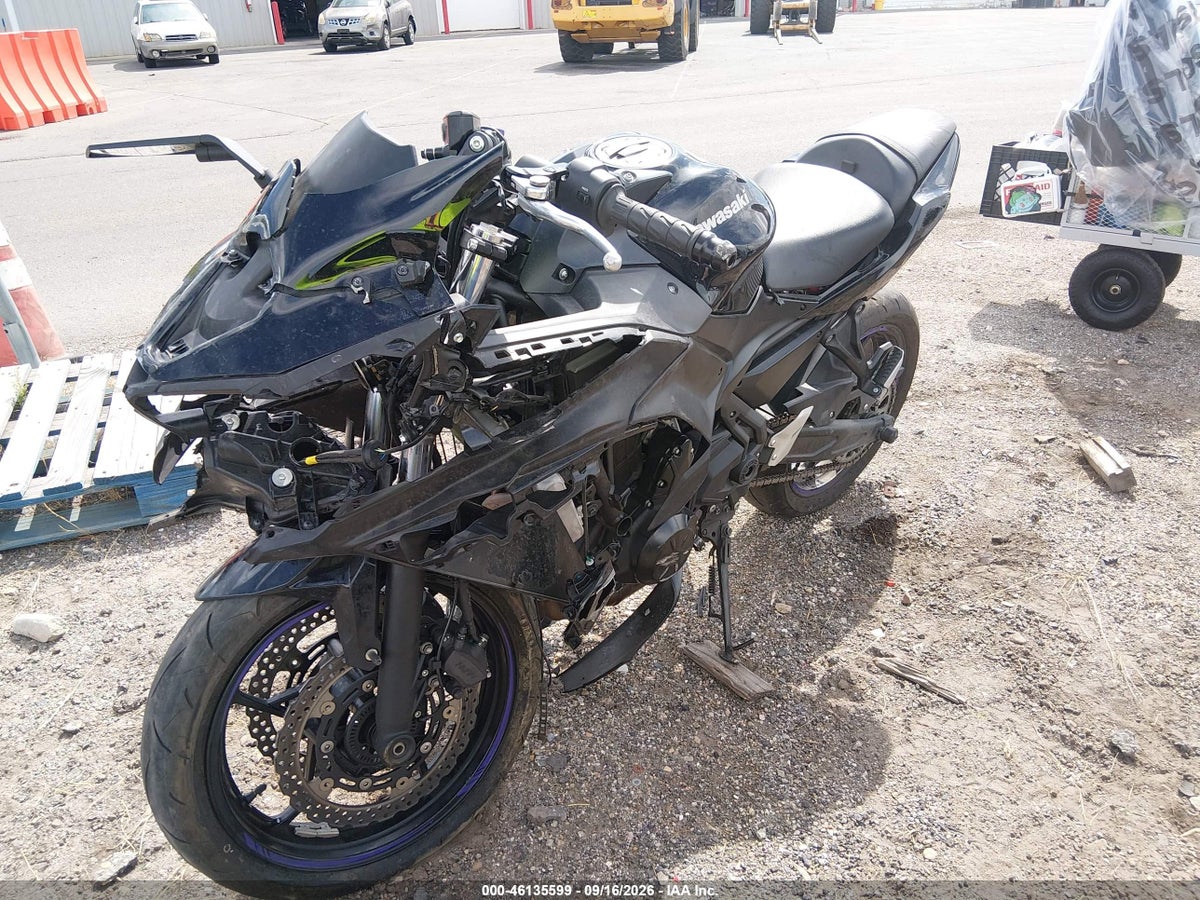 2025 KAWASAKI EX650 R — снимка 2