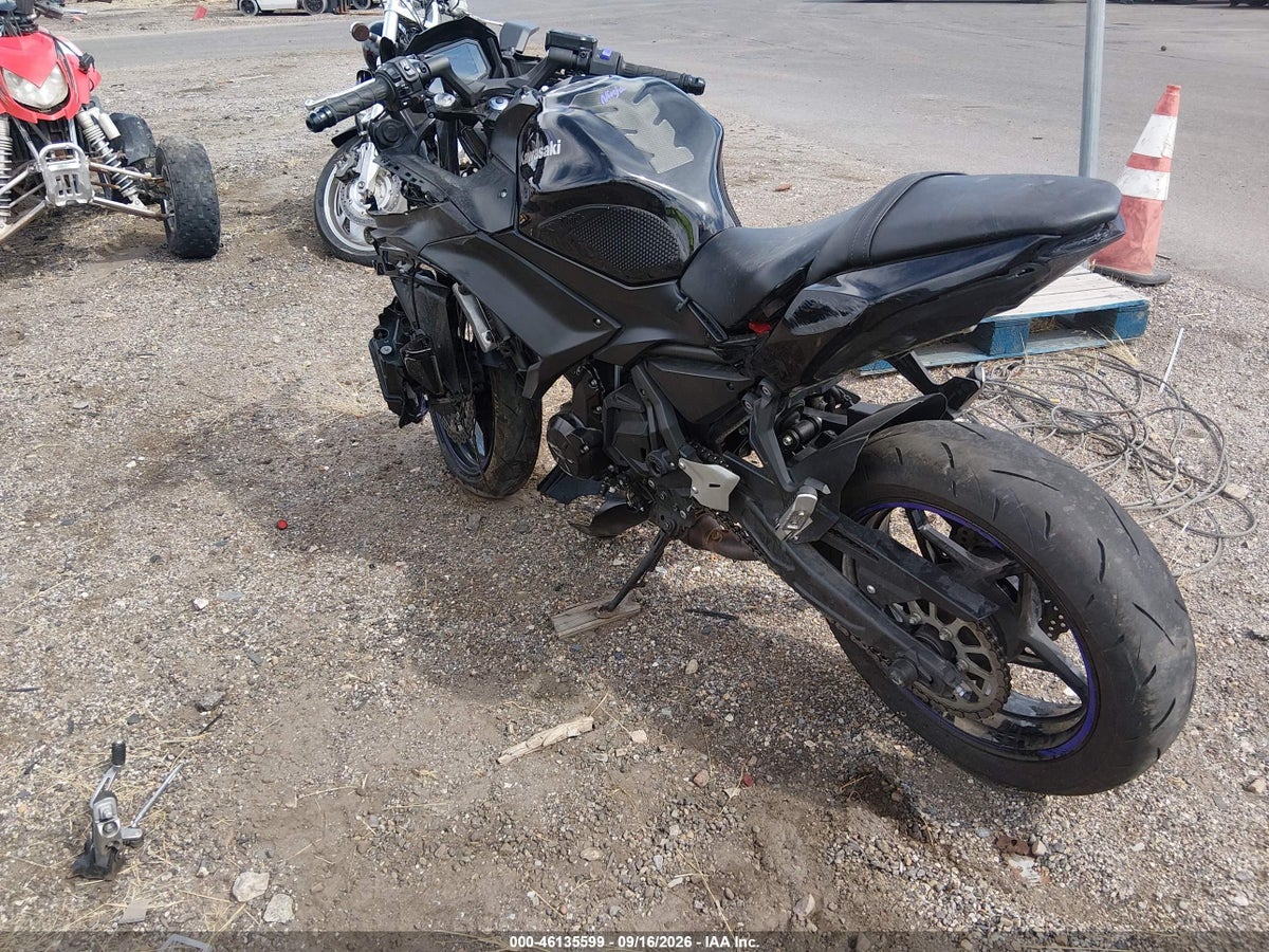 2025 KAWASAKI EX650 R — снимка 3