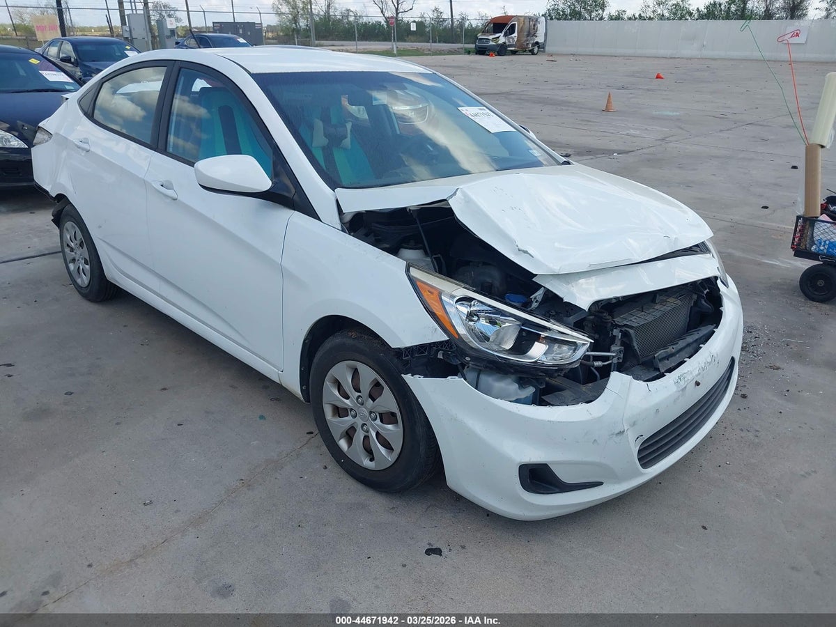 2016 HYUNDAI ACCENT SE