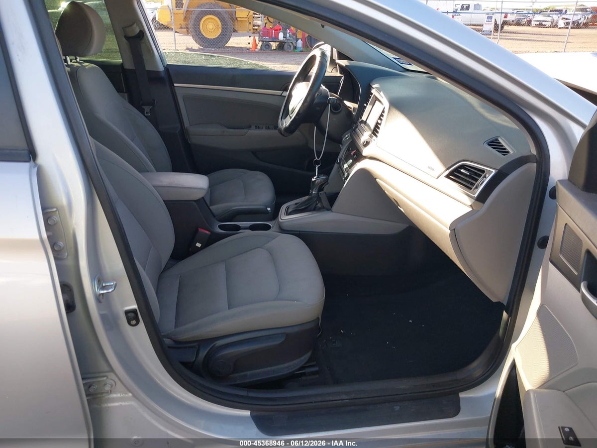 2017 HYUNDAI ELANTRA SE — снимка 5