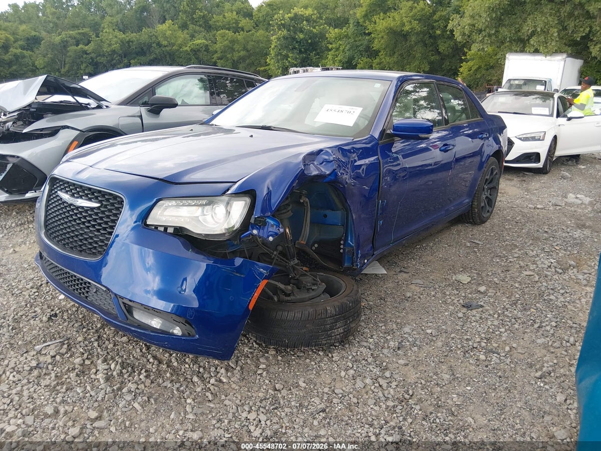 2019 CHRYSLER 300 300S — снимка 2