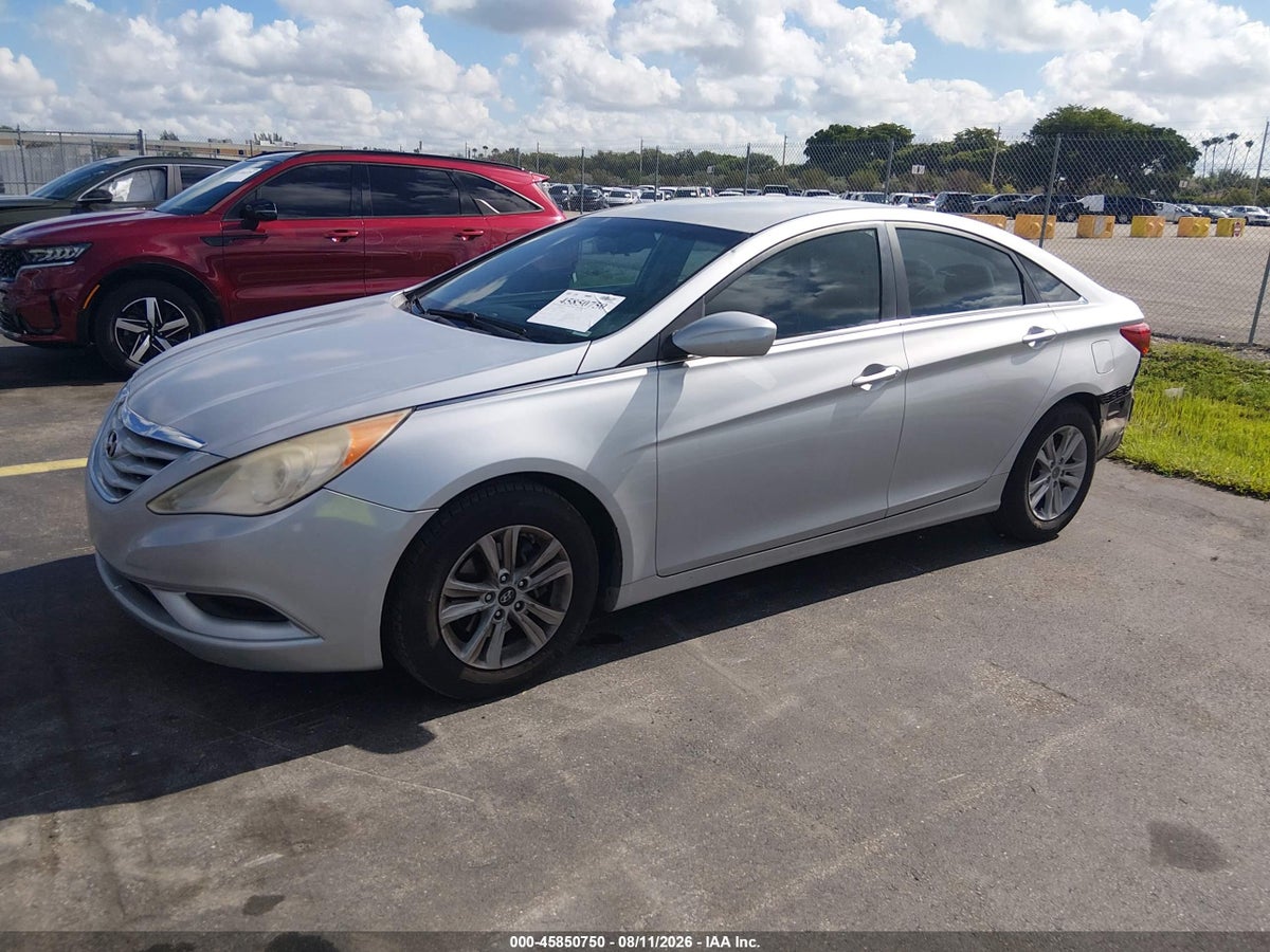 2012 HYUNDAI SONATA GLS — снимка 2