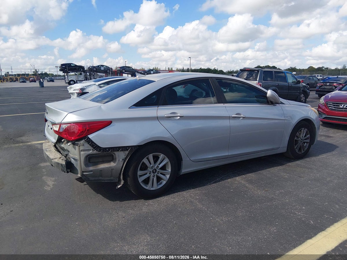 2012 HYUNDAI SONATA GLS — снимка 4