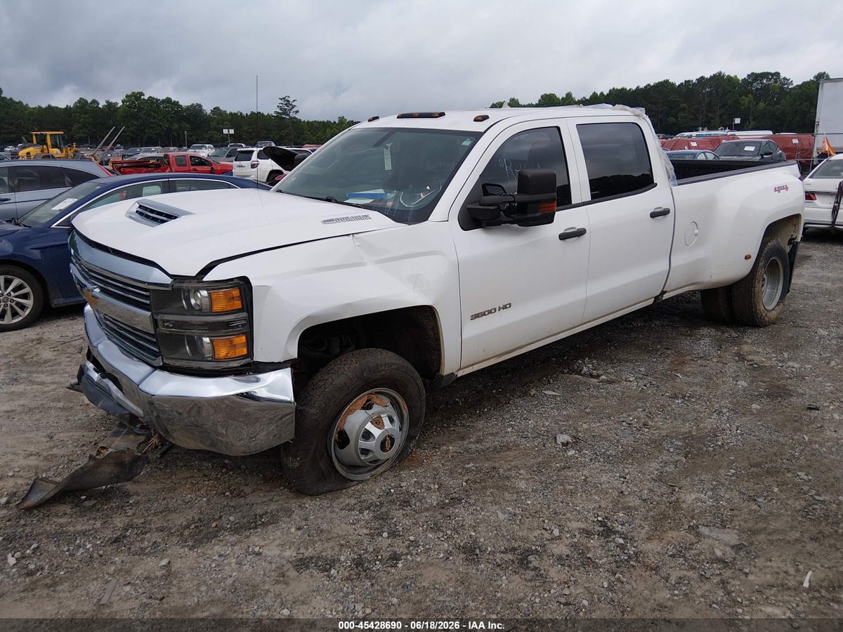 2018 CHEVROLET SILVERADO 3500HD WT — снимка 2