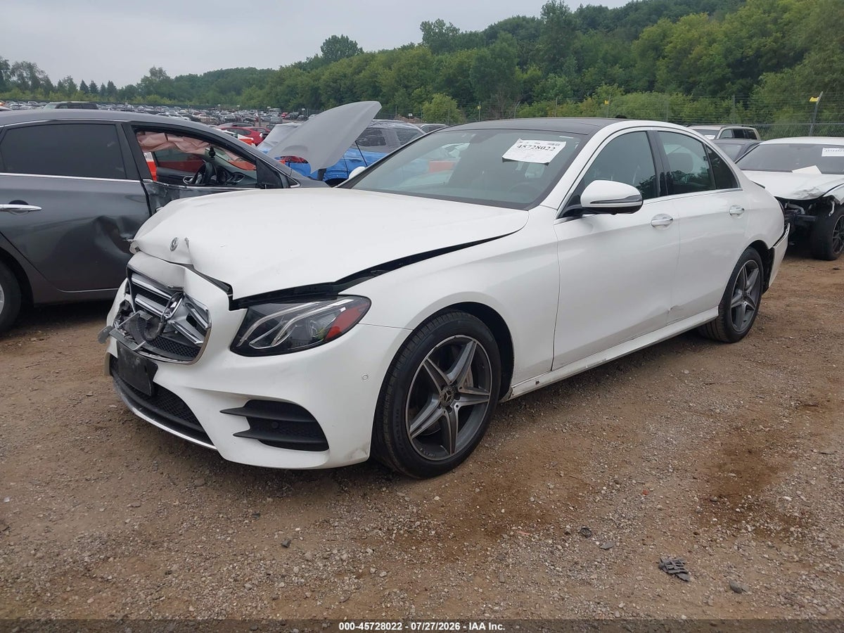 2019 MERCEDES-BENZ E 300 4MATIC — снимка 2
