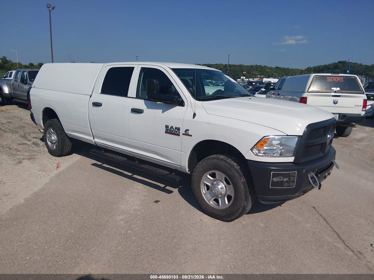 2017 RAM 3500 TRADESMAN 4X4 8' BOX