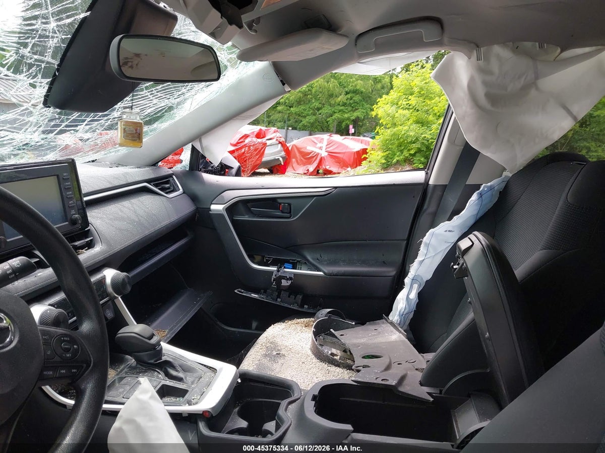 2019 TOYOTA RAV4 LE — снимка 5