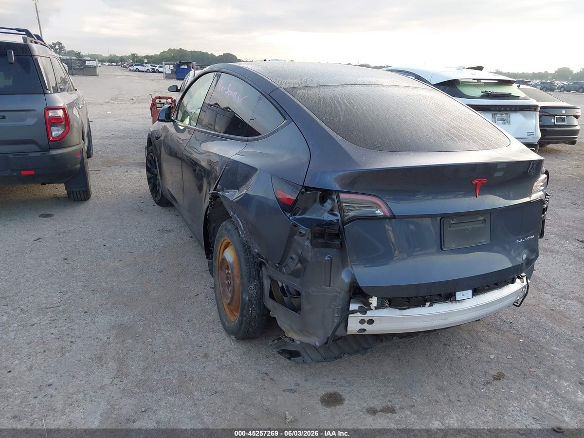 2023 TESLA MODEL Y AWD/LONG RANGE DUAL MOTOR ALL-WHEEL DRIVE — снимка 3