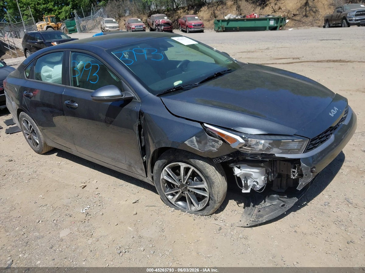 2022 KIA FORTE LXS