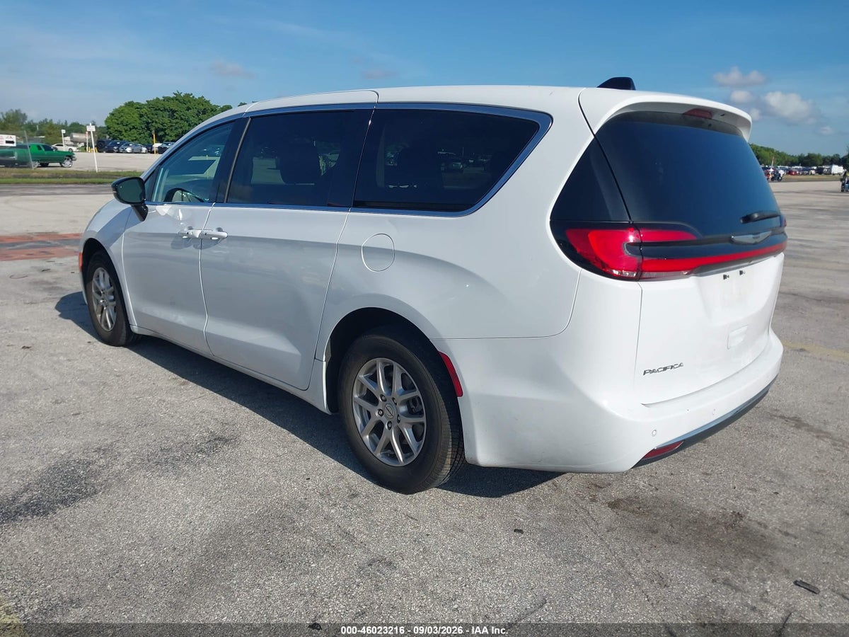 2024 CHRYSLER PACIFICA TOURING L — снимка 3