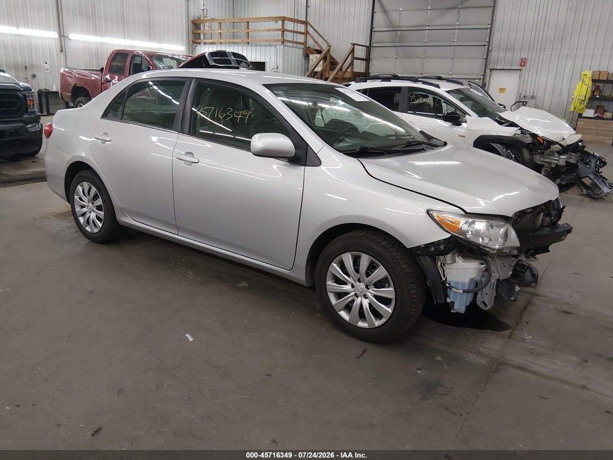 2013 TOYOTA COROLLA LE