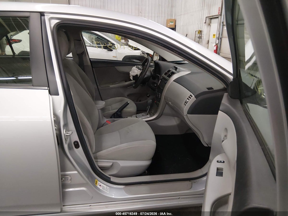 2013 TOYOTA COROLLA LE — снимка 5