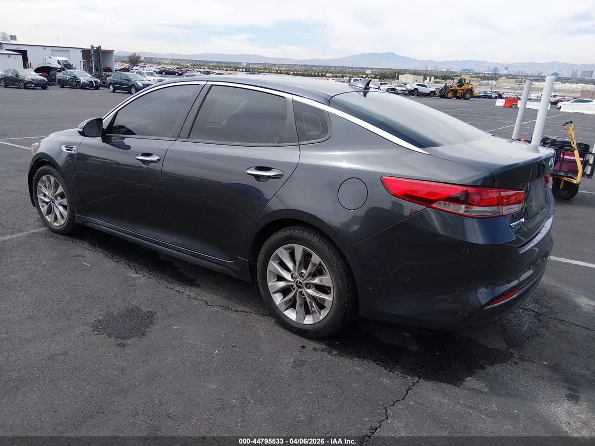 2017 KIA OPTIMA LX — снимка 3