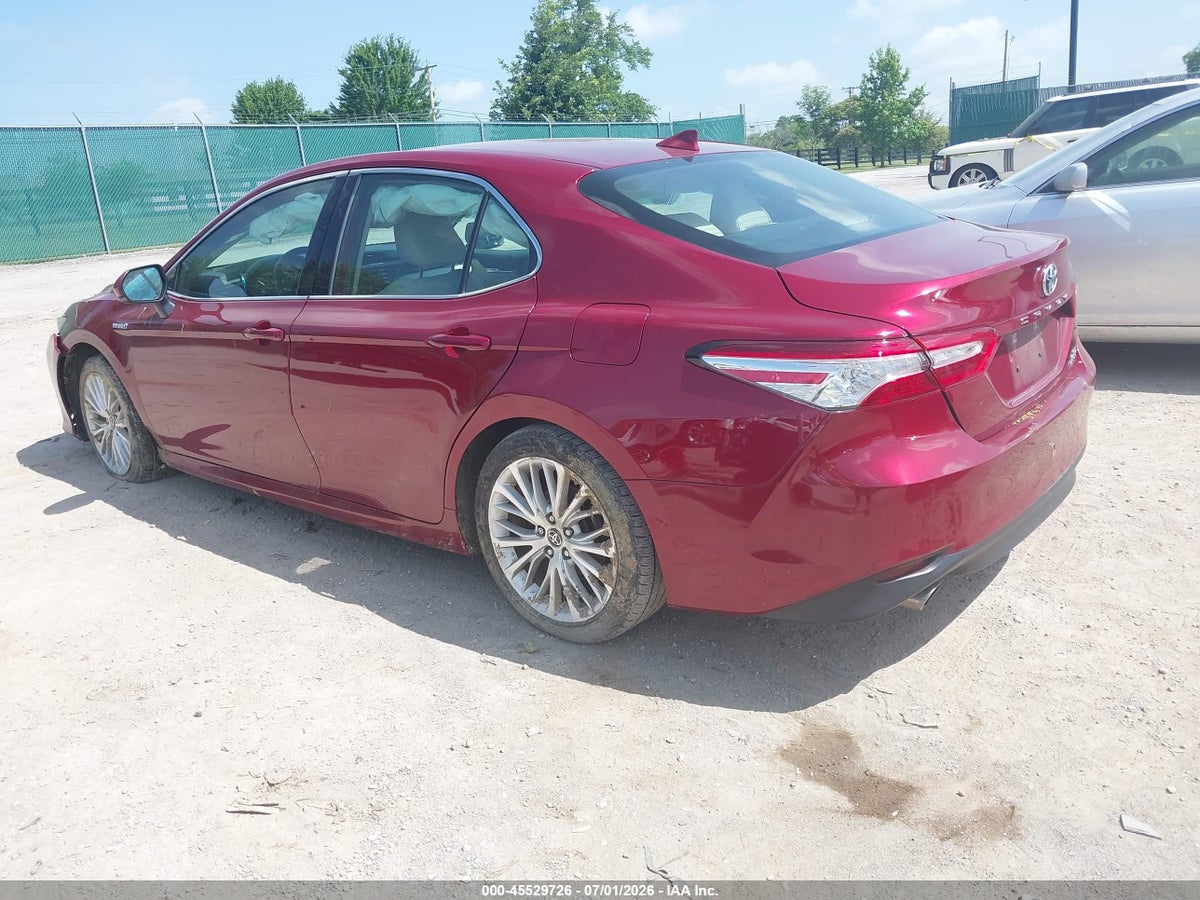 2020 TOYOTA CAMRY HYBRID XLE — снимка 3