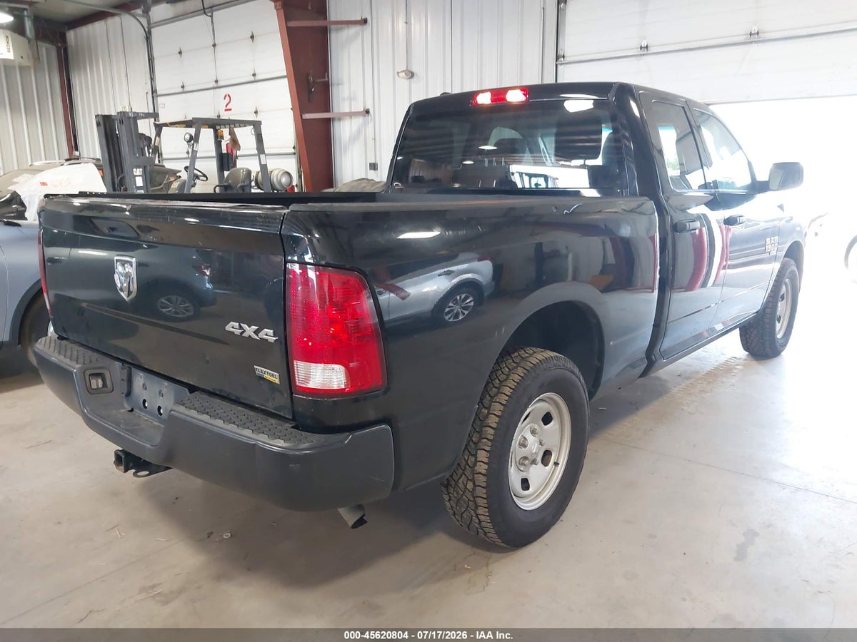2019 RAM 1500 CLASSIC TRADESMAN 4X4 6'4 BOX — снимка 4