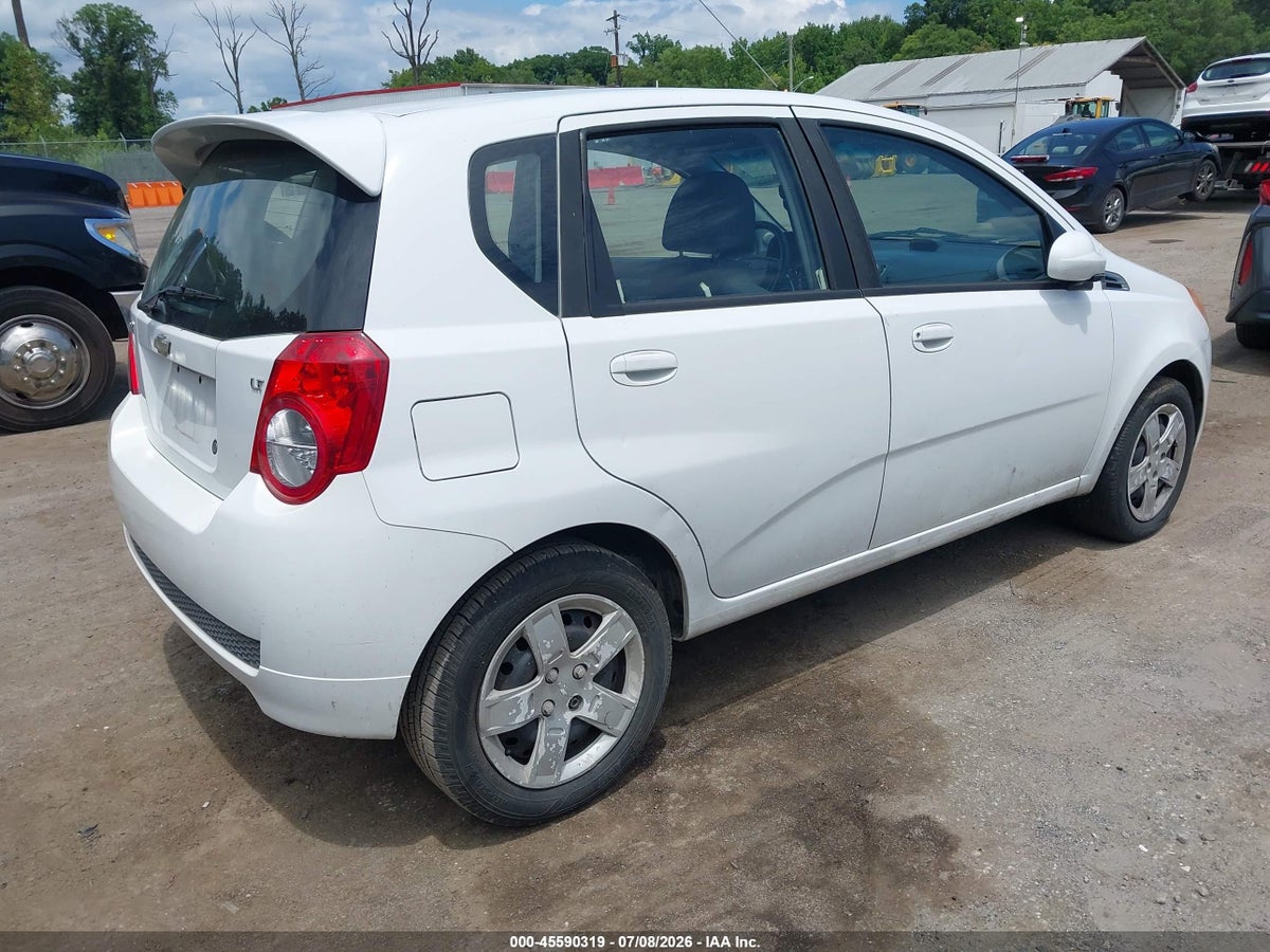 2011 CHEVROLET AVEO 2LT — снимка 4
