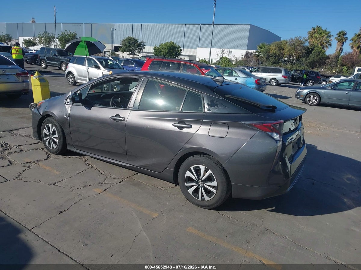 2016 TOYOTA PRIUS TWO — снимка 3