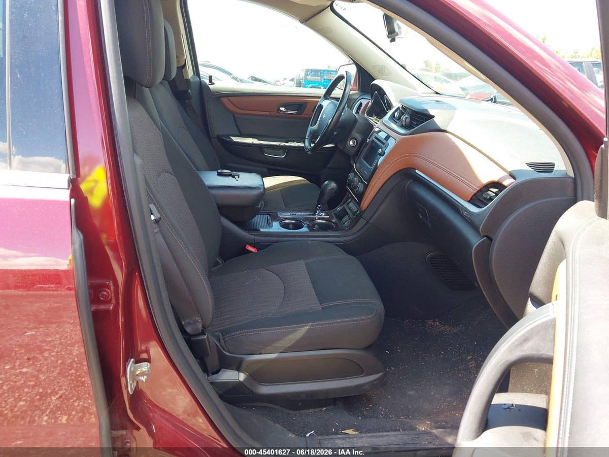 2017 CHEVROLET TRAVERSE 1LT — снимка 5
