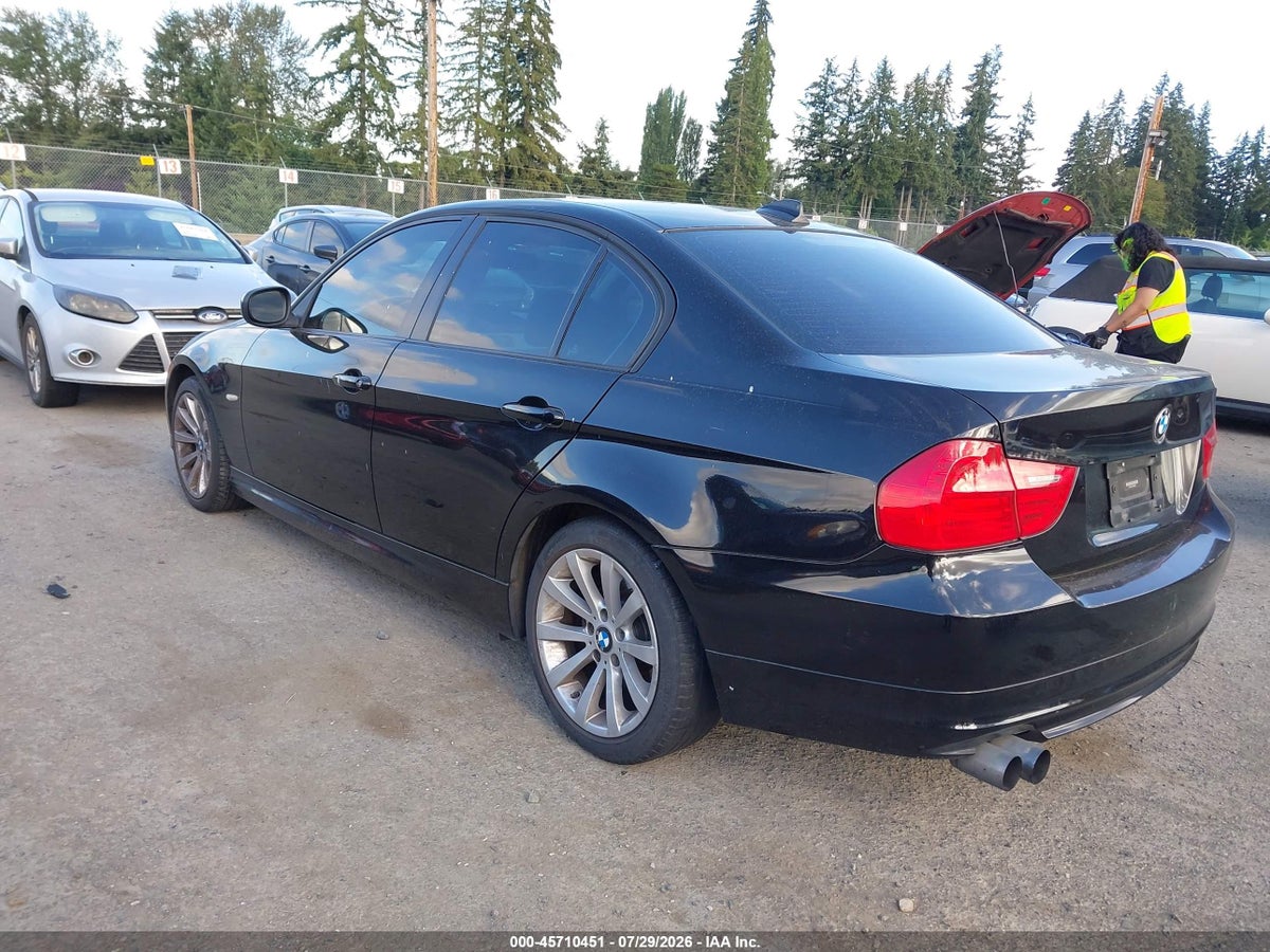 2011 BMW 328I — снимка 3