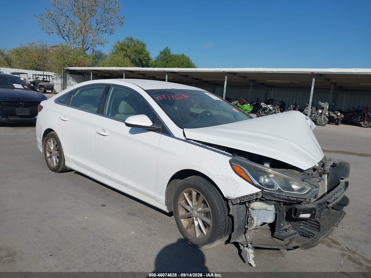 2019 HYUNDAI SONATA SE